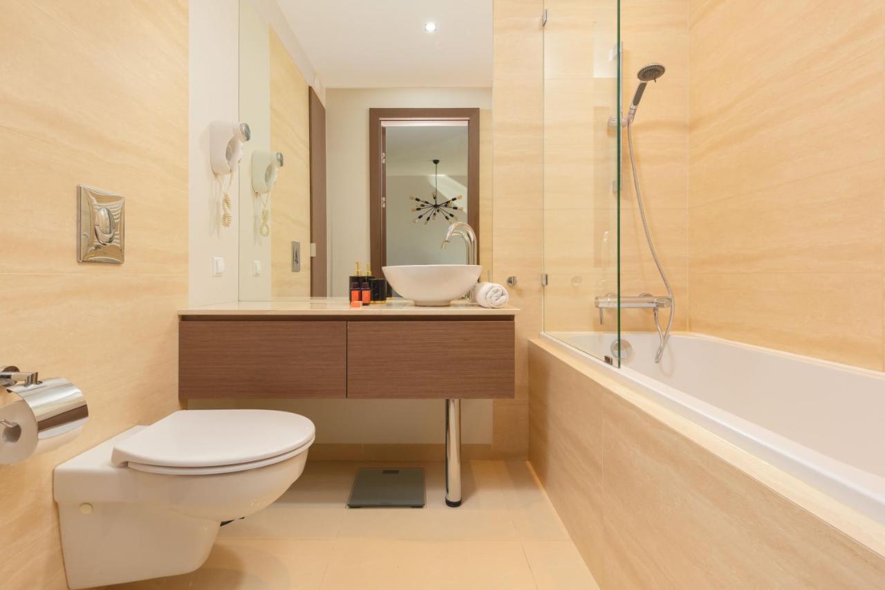 Platinum Towers Apartment With Parking By Renters Prestige Warschau Buitenkant foto