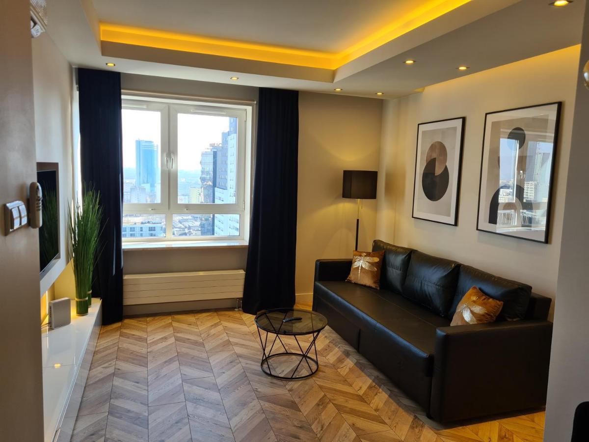 Platinum Towers Apartment With Parking By Renters Prestige Warschau Buitenkant foto